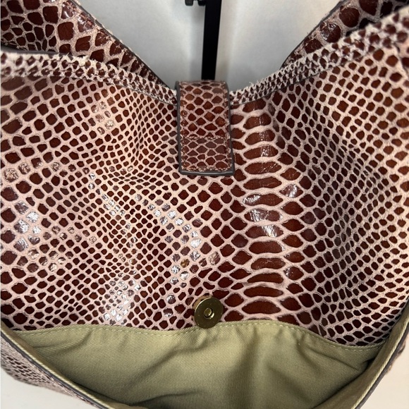 G.I.L.I.Snake Fringe Stirrup Shoulder Red/Brown Patent Suede Bag. - Picture 9 of 14